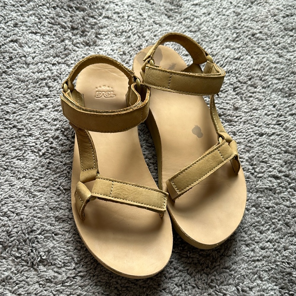 Teva Midform Universal Leather